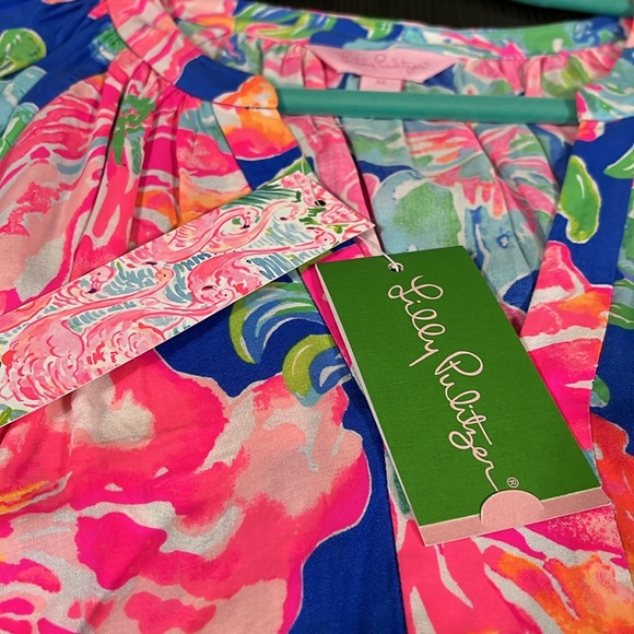 Lilly Pulitzer Top - Picture 8 of 13